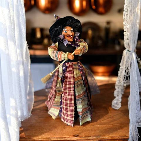 Decorative Kitchen Witch - Freya (purple)