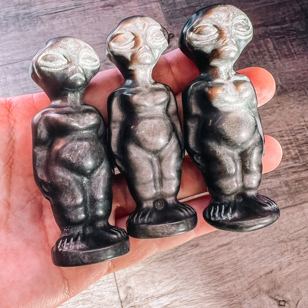 Sheen obsidian alien