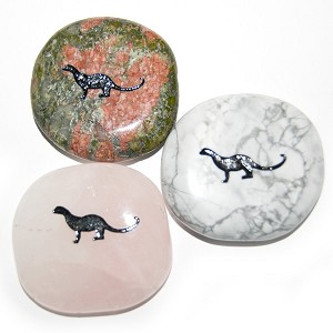 Totem Otter birthstone (1 assorted stone)