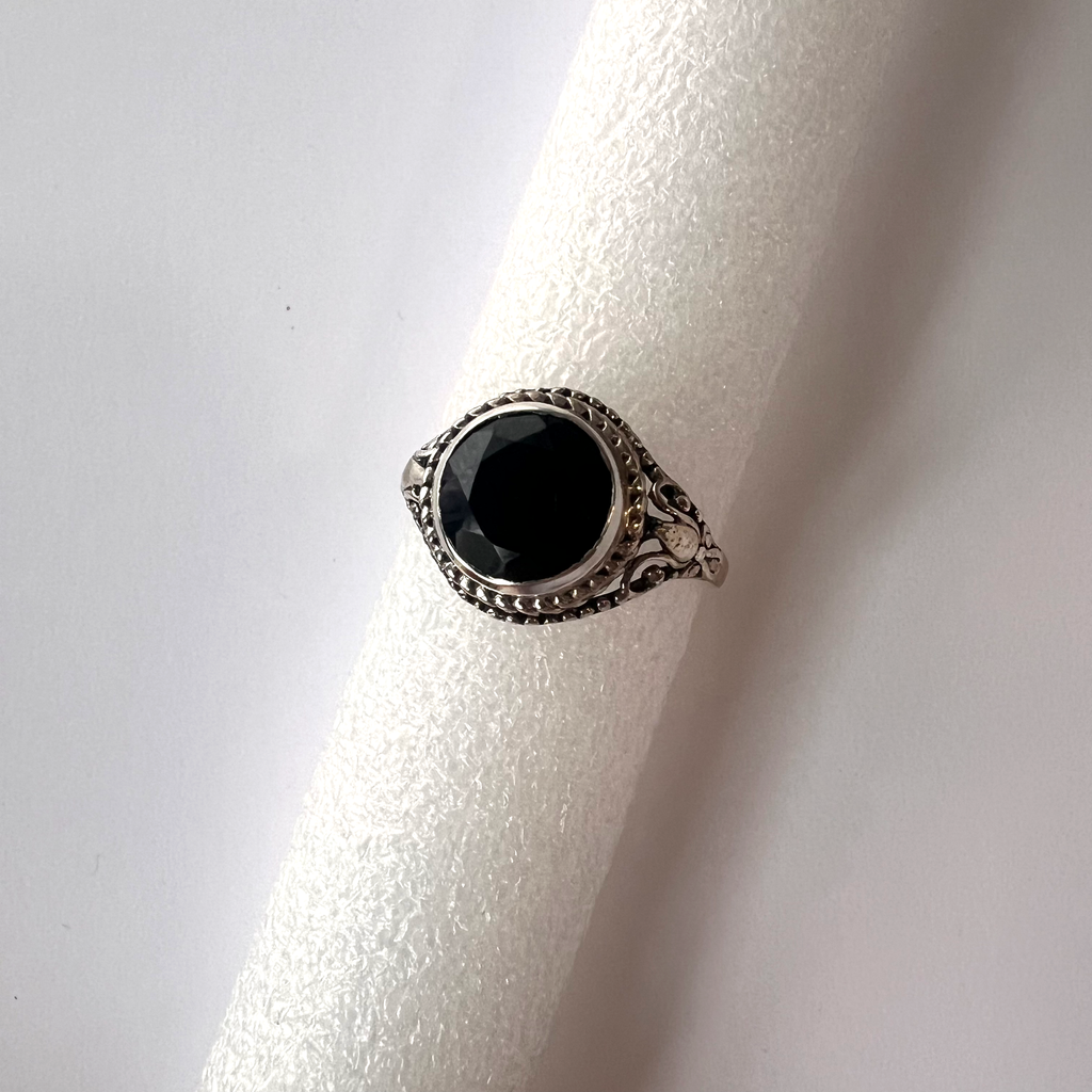 Ring black tourmaline round filagree band sterling silver