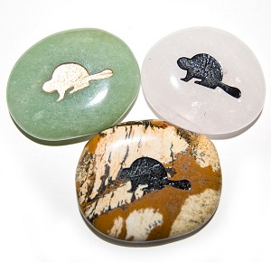 Totem Beaver Birthstone (1 assorted stone)