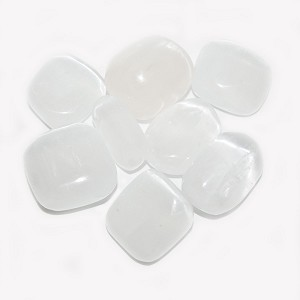 Selenite tumbled (1 stone)