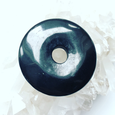 Shungite donut