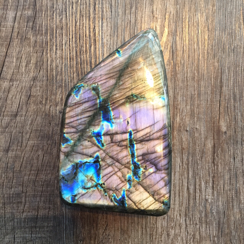 forme libre de labradorite