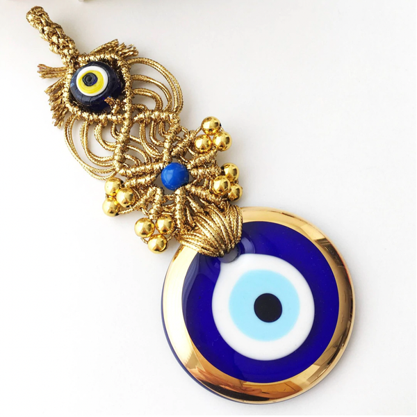 Evil eye gold macrame