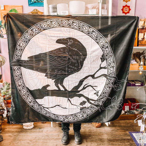 Tapestry Raven Black & White