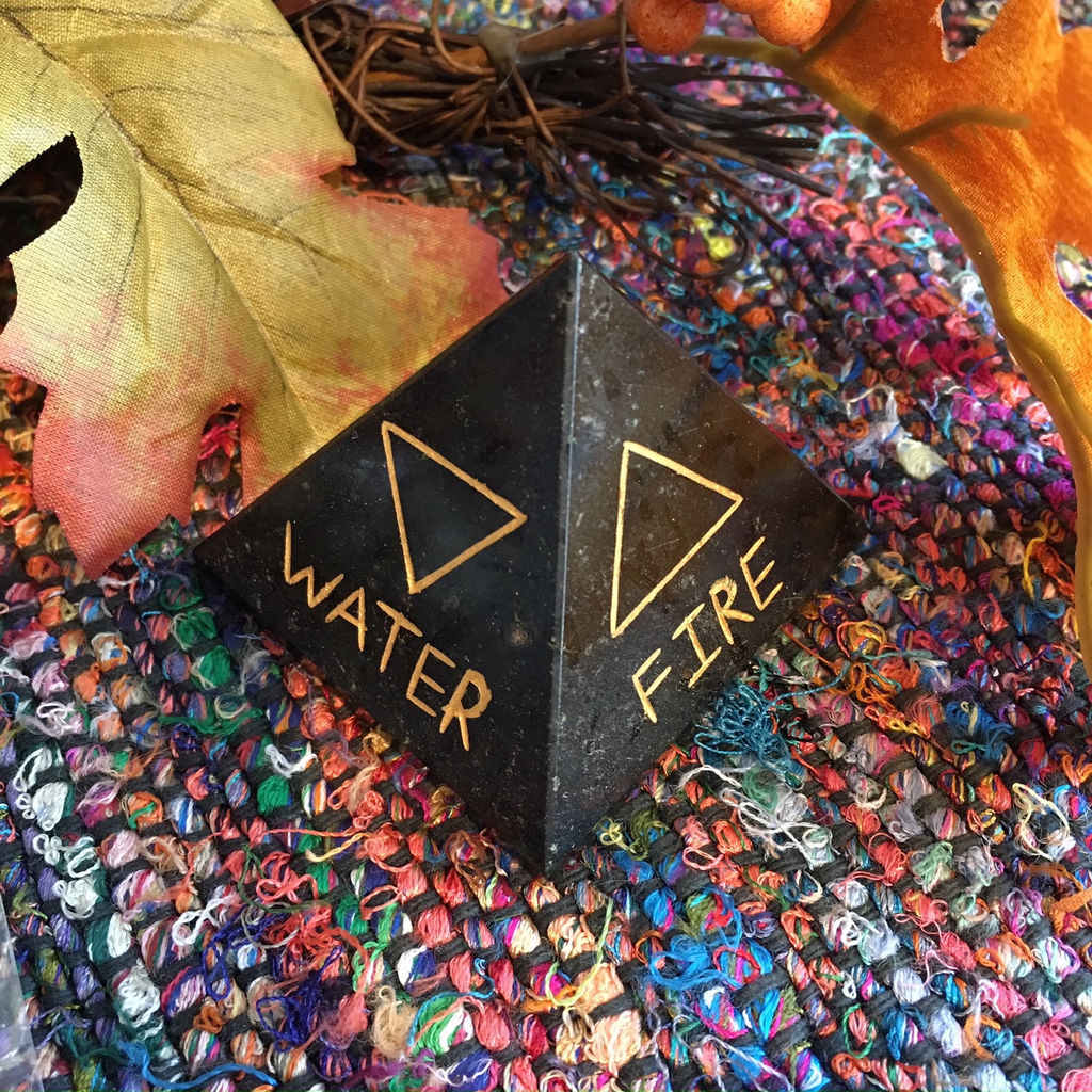 Black tourmaline element engraved pyramid