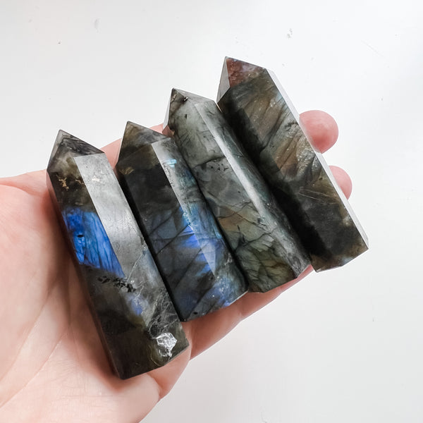 Labradorite point